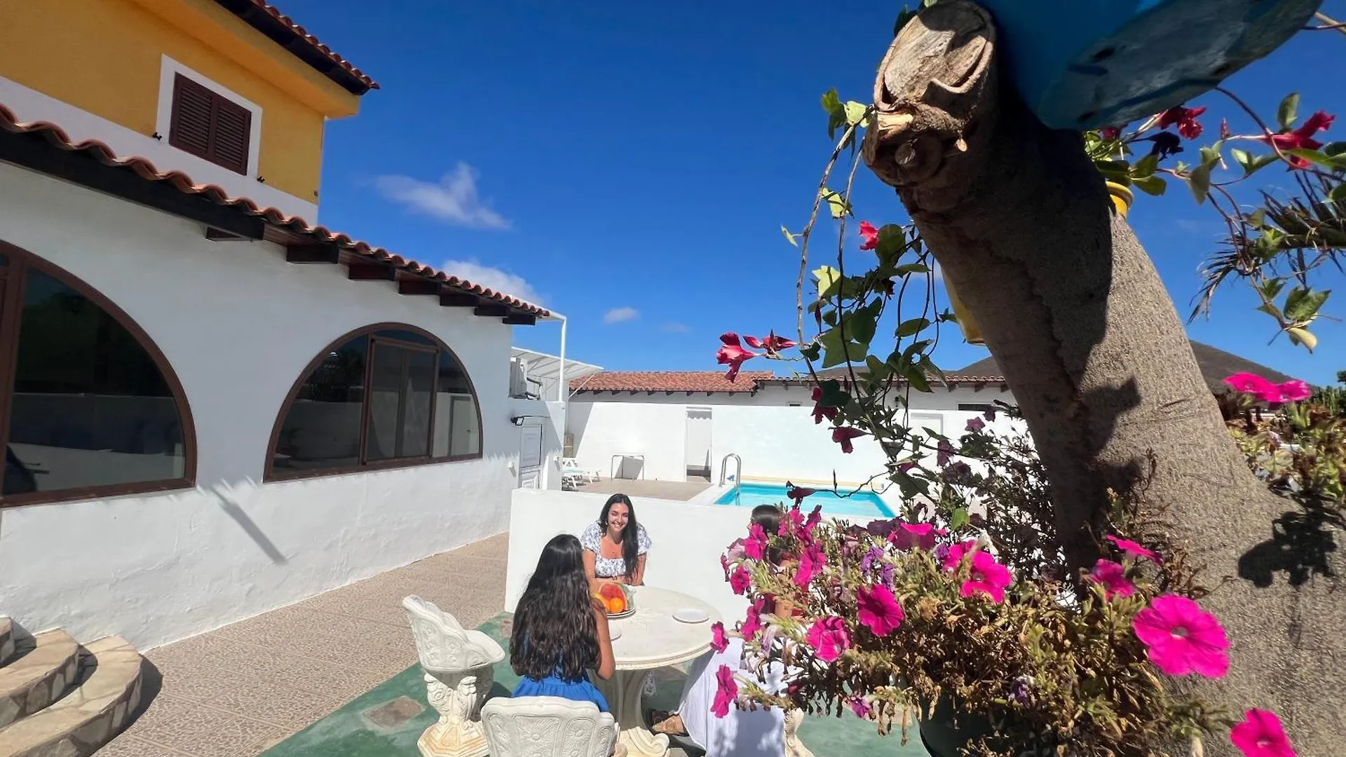 Villa Duke Con Piscina En Charco Del Pino Granadilla De Abona